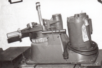 Grundbohrung eilebene abschleifen